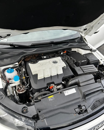 Volkswagen Scirocco cena 32000 przebieg: 232000, rok produkcji 2009 z Krzanowice małe 121